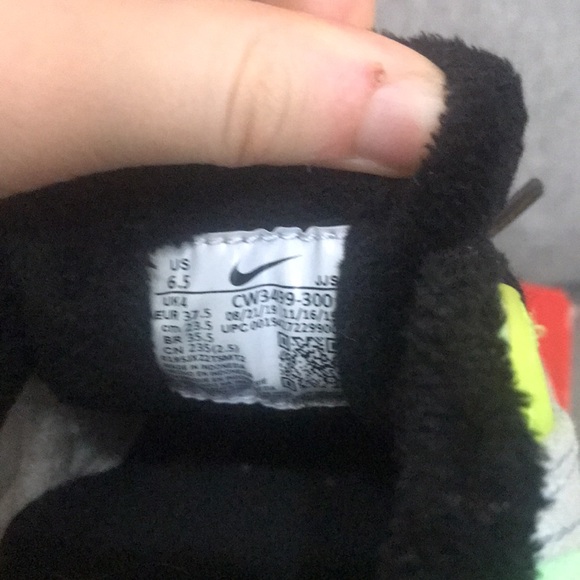 Nike Air Max 90 LX 90s Dancefloor Green Illusion Green Sneakers - Picture 12 of 12